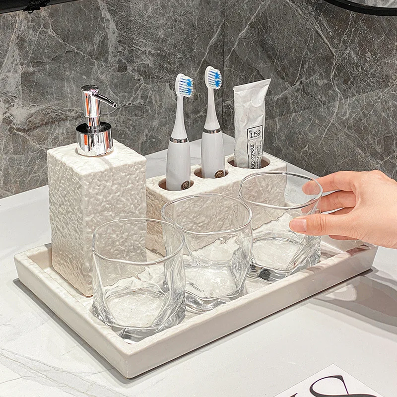 Home Essentials Bathroom Accessories - 필수 욕실용품 세트, 샴푸병, 구강청결제 컵,